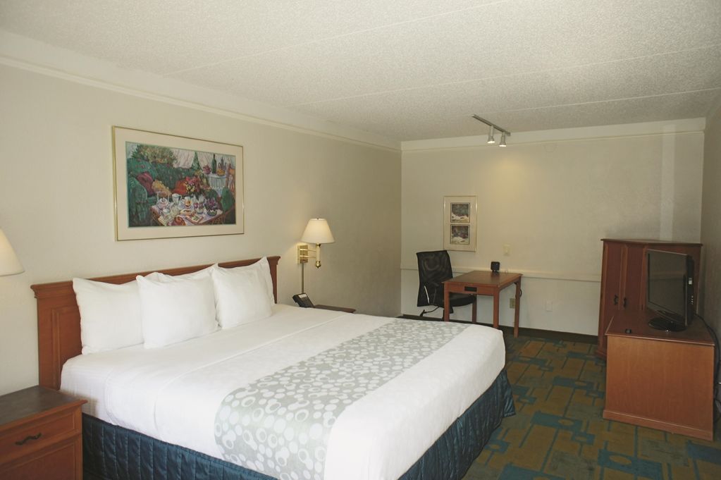 Baymont By Wyndham Jacksonville Orange Park Bilik gambar