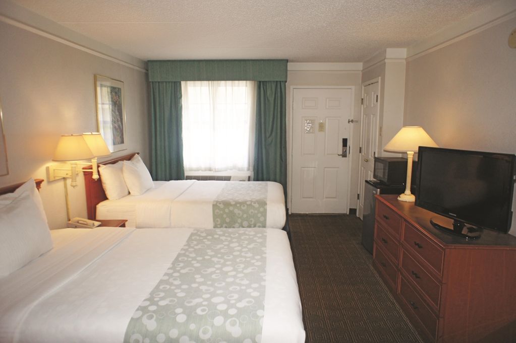 Baymont By Wyndham Jacksonville Orange Park Bilik gambar
